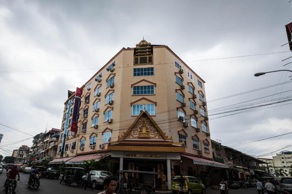 Angkor International Hotel Phnom Penh Extérieur photo