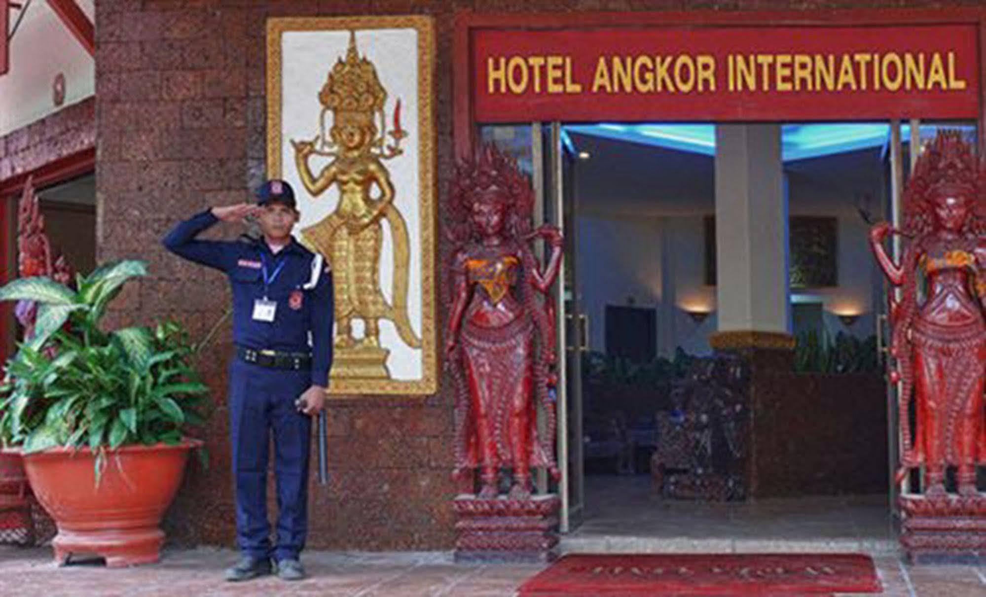 Angkor International Hotel Phnom Penh Extérieur photo